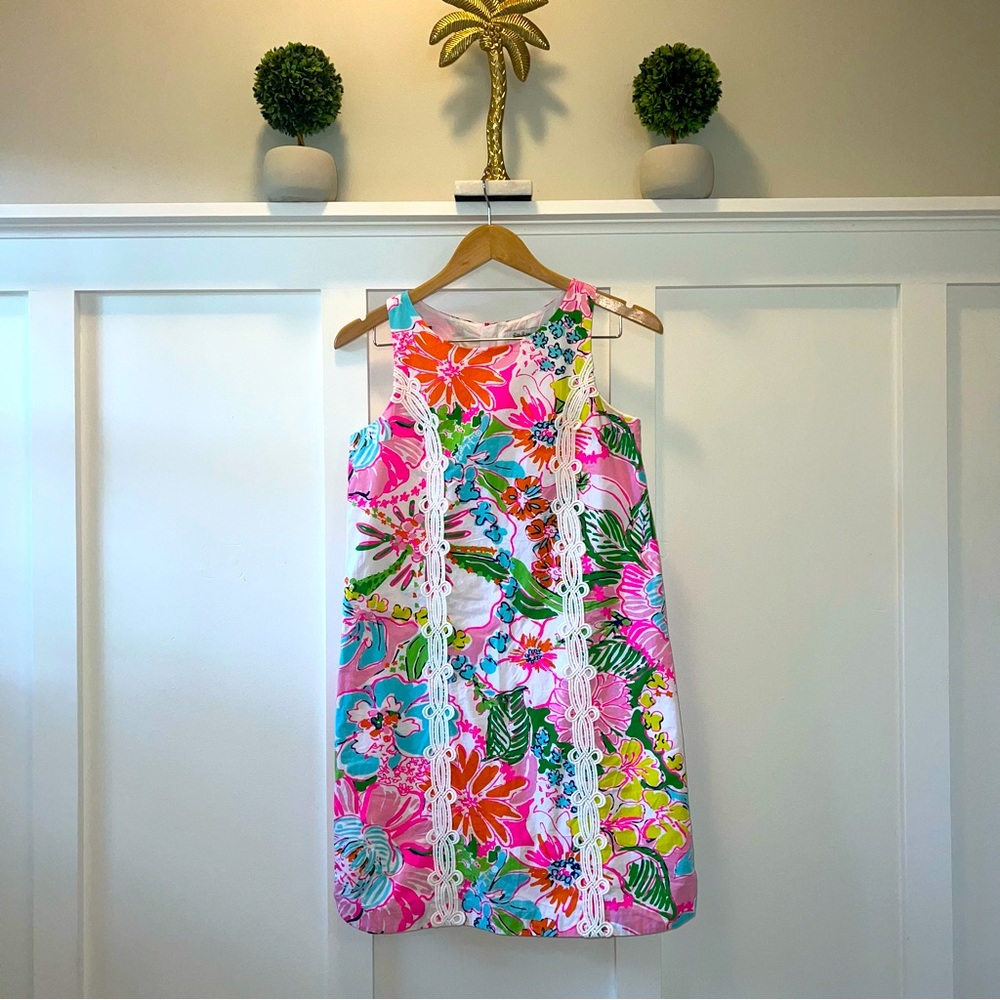 🌴🦩Lilly Pulitzer for Target•Nosey
Posie Sleeveless Shift
Dress•Girls XL14-16